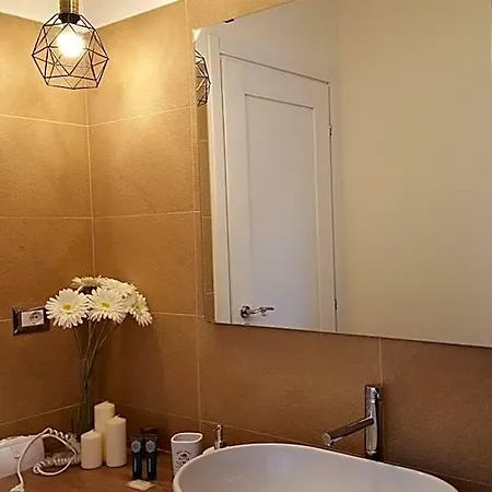 Ettore 4*