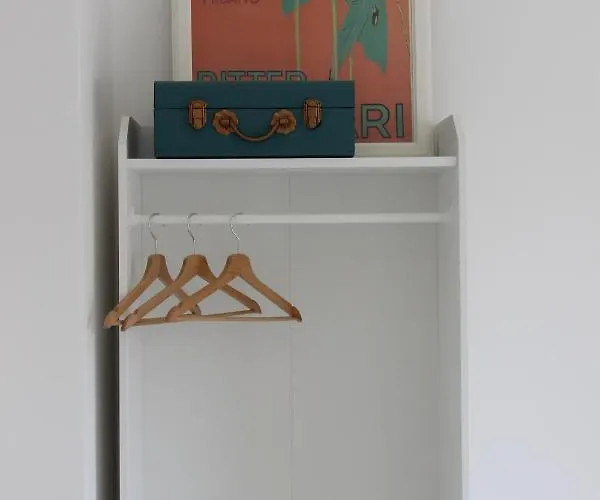 Oda ve Kahvaltı Ettore Pompei